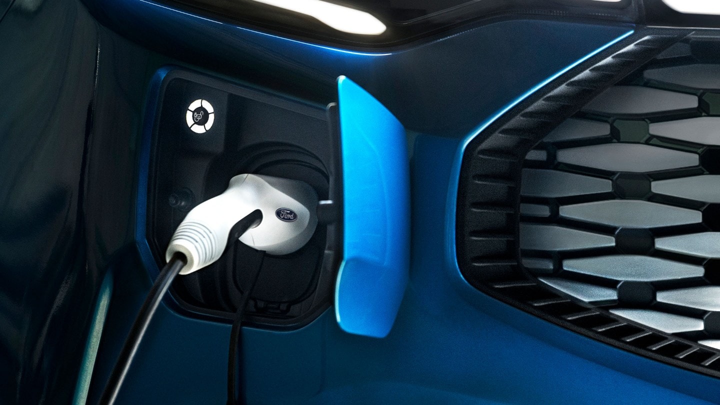 Recharging Transit Custom Plug-In Hybrid Van